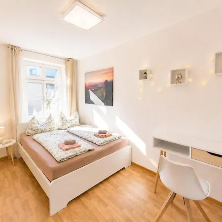Appartement Urlaubsmagie - Farngruen - Sauna & Saisonaler Pool - F4 Sebnitz